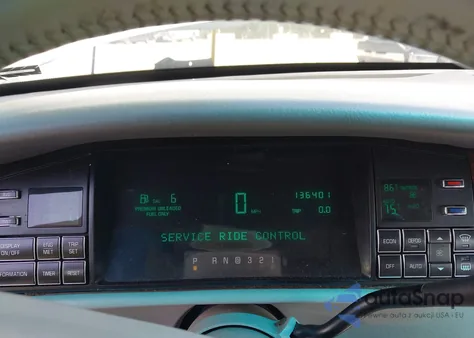 1994 Cadillac Deville Concours z USA, uszkodzony, nr VIN 1G6KF52YXRU210203